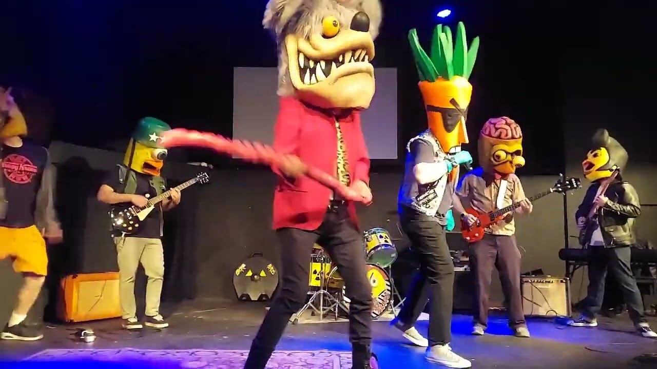 Radioactive chicken heads pest control live at the elysain theater Los Angeles 4/15/16/23