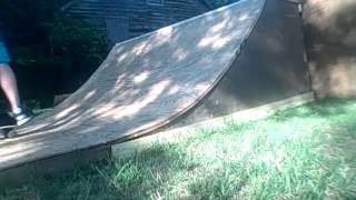 Backyard Mini Ramp sesh Zach Thomas