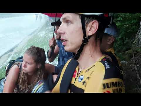 Videó: Tony Martin és Luke Rowe kizárták a Tour de France-ról a 17. szakasz incidense után