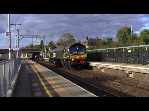 66779 'Evening Star' passing Flitwick 08/10/17
