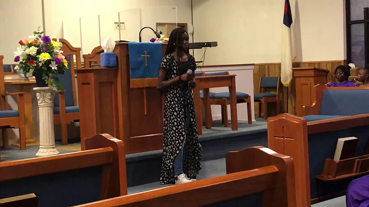 Antoinette sings for the first time by herself!! F...
