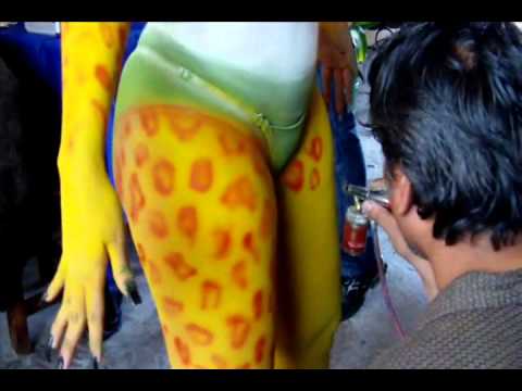Vedette Peruana Ingrid Rivera Body Paint – 2