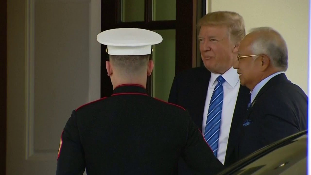 Donald Trump Welcomes Malaysian Prime Minister Najib Razak To The White House Youtube