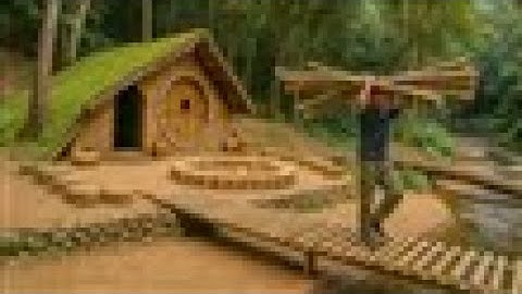 🌳 I Built a Multi-Level Treehouse with Firepit to Survive in the Jungle! 🔥