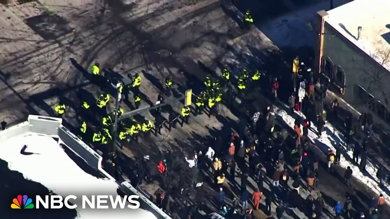 Trump administration defends shooting of Minneapolis man by federal agents