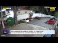Familia se reunió a cenar, mientras “tortolero” se alzaba con sus pertenencias