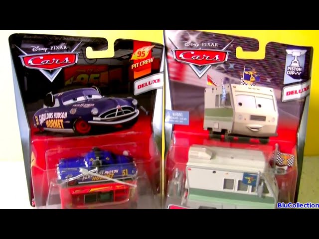 Cars Doug RM Caravan & The Fabulous Doc Hudson Hornet with Stand