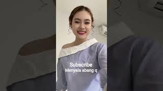 indah' Larasati