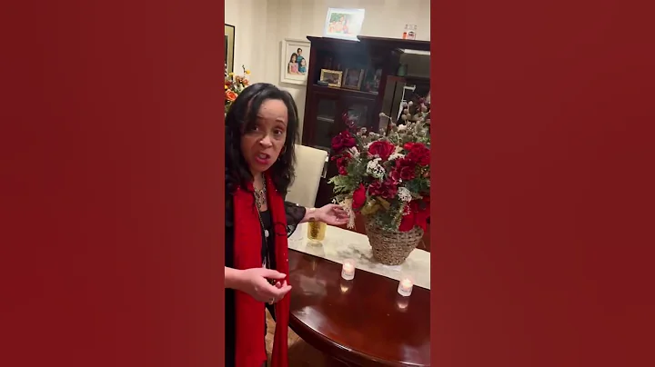 Cheryl's Enchanted Florals | Holiday Floral Arrangement