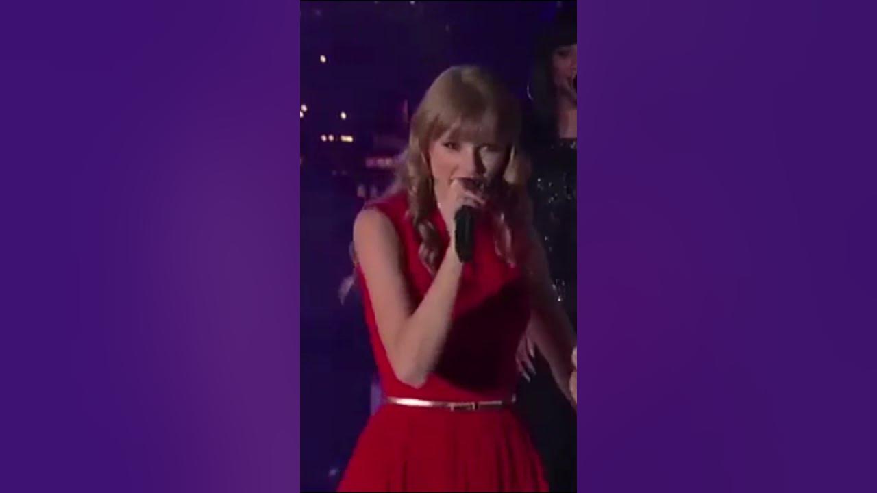 This Love Story Performance in NYC Made the Crowd Cry – Watch Till the End