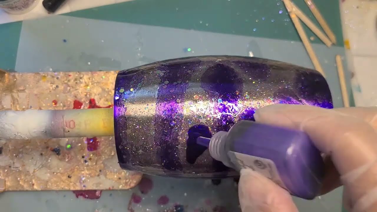Purple Swirl Epoxy Tumbler using alcohol inks, glitter and micas ...