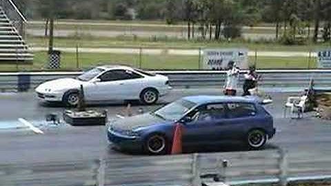 B16 honda EG civic hatch vs LS vtec Integra with nitrous