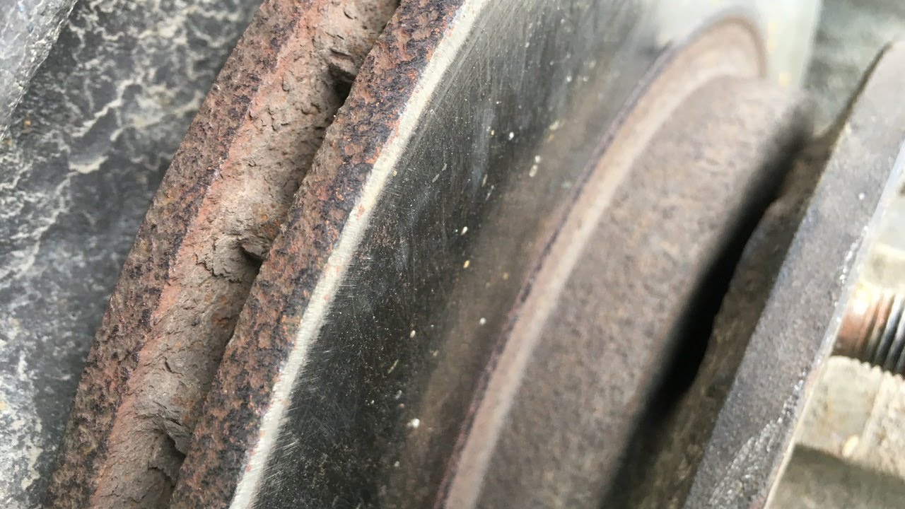 канавка тормозного диска бмв