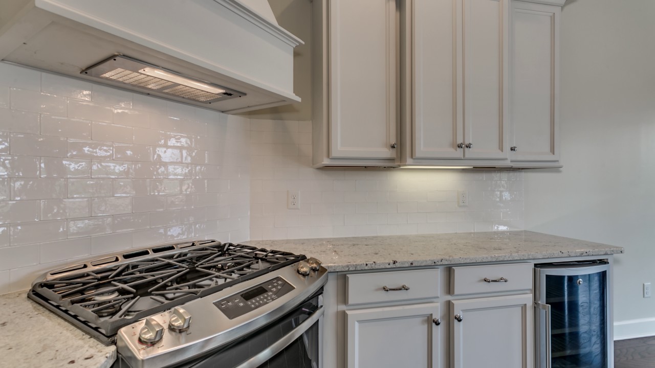 Homes for Sale in Tuscaloosa, 121347, 1401 Pinnacle Park Lane 602, Wes