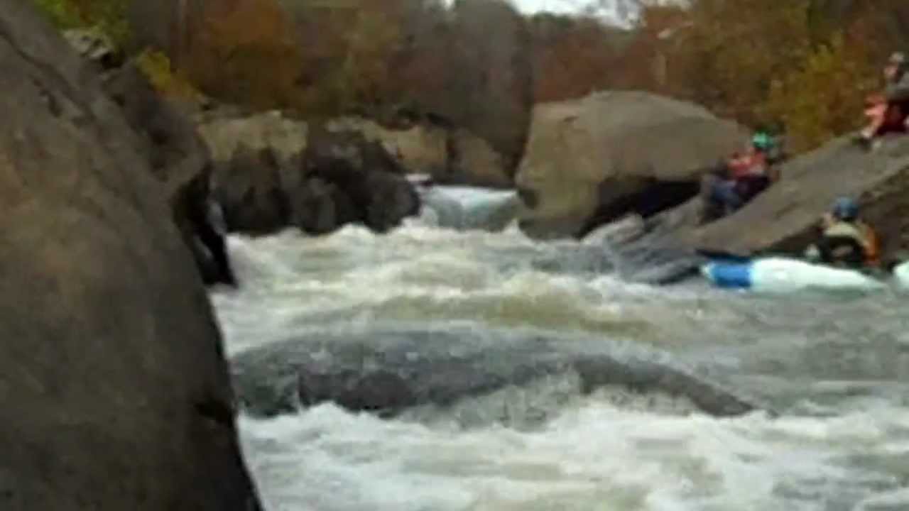 Kayaking Beech Narrows Rockcastle River (CF) YouTube