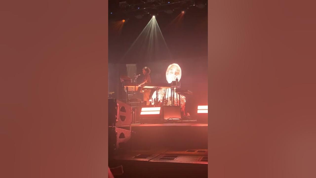 Vibin’ Out with (((O))) FKJ Live in San Francisco 10/6/22 YouTube