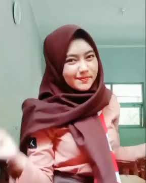 Salam Pramuka - Besar Banget Melonnya - Ngintip Kelakuan Anak Sekolah Jaman Sekarang