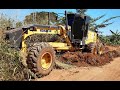 Limpeza e Patrolamento de estrada/Motoniveladora/Patrol/Patrola/Road Grader GD655 Komat'su.