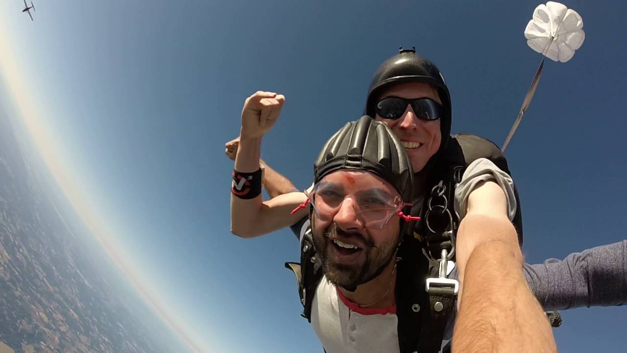 Indian tandem skydiving near death experience OREGON YouTube