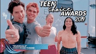 RIVERDALE | TEEN CHOICE AWARDS 2019