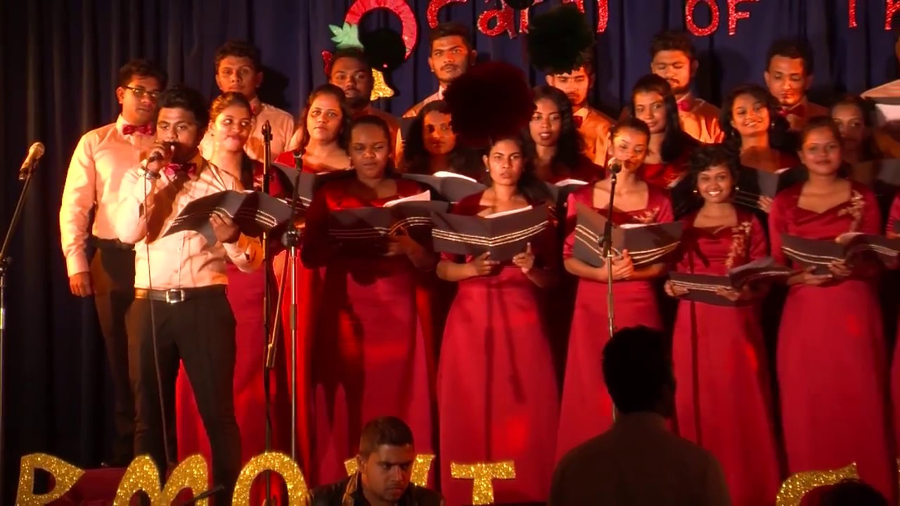 Armonia Chorale - Carol of the Bells 2016 - YouTube