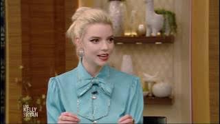 Download lagu Anya Taylor-Joy Learned English When She Was 8