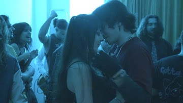 KISS ME CLEOPATRA - Kalypso! (Official Music Video)