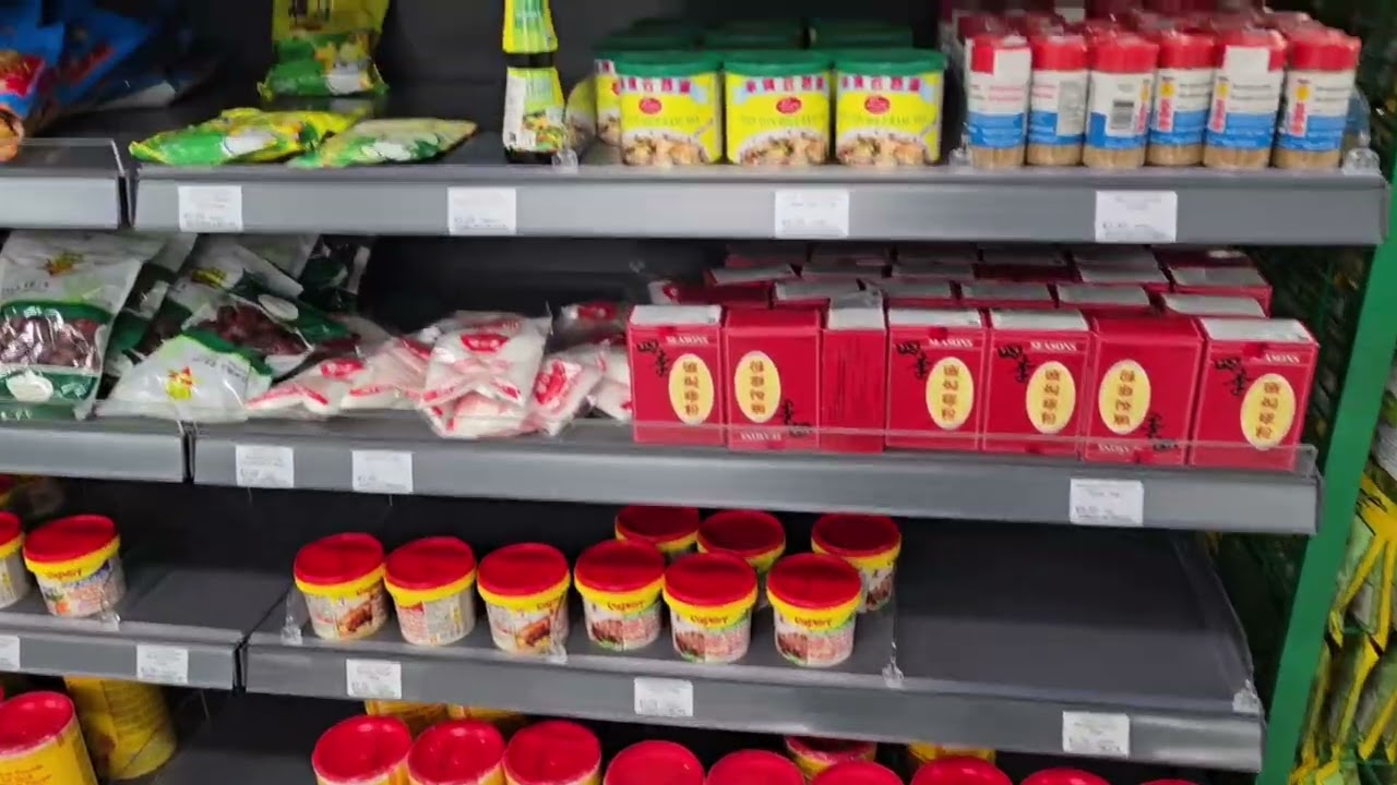 أماكن مخفية في هولندا 🇳🇱 مطعم مايعرفونه السياح + سوبر ماركت  غريب 👀 