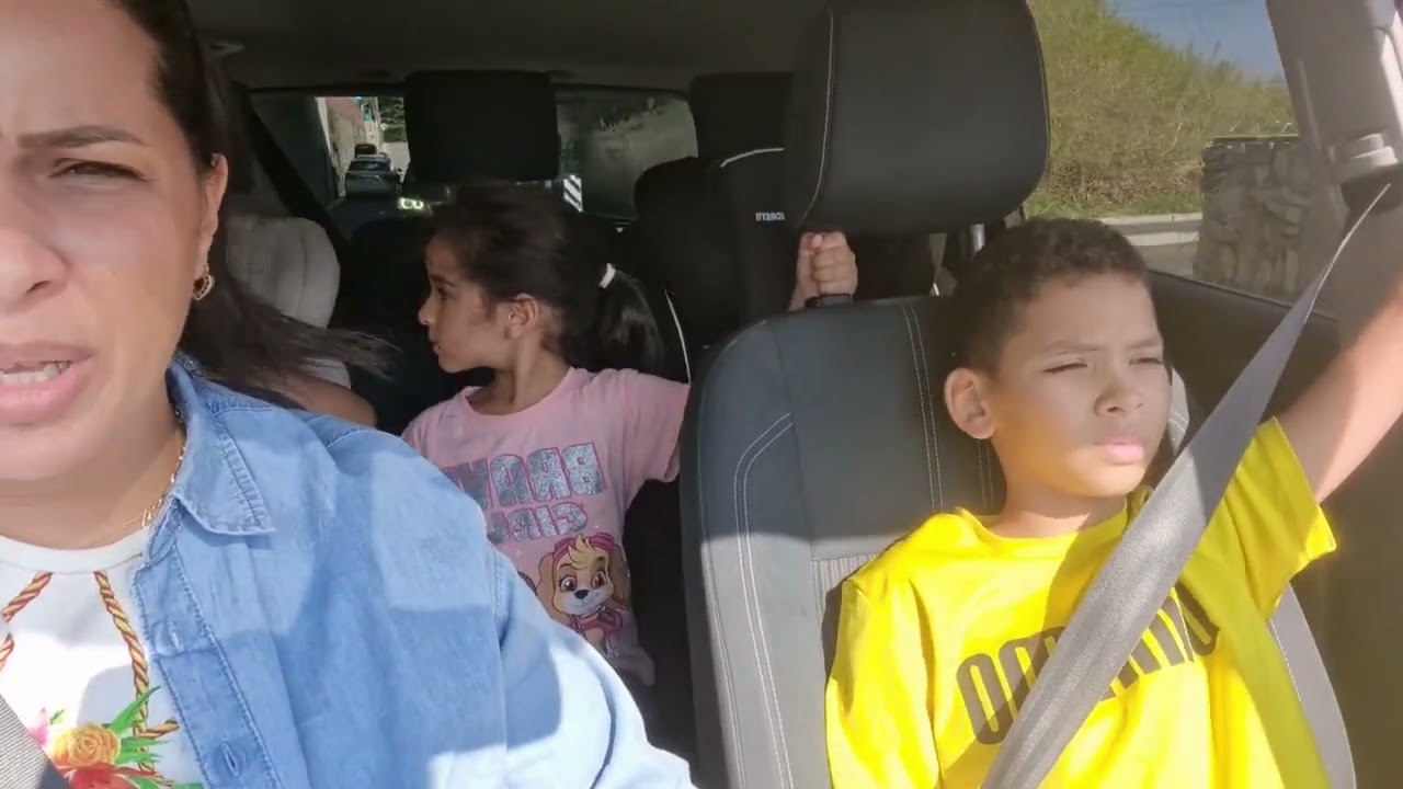 فلوك انا وليداتي👨‍👩‍👦‍👦اول نهار عند ولدي في الكر🤸او شاركت معاكم الخدمة ديالي💻لكنخدم من الدار📲📞