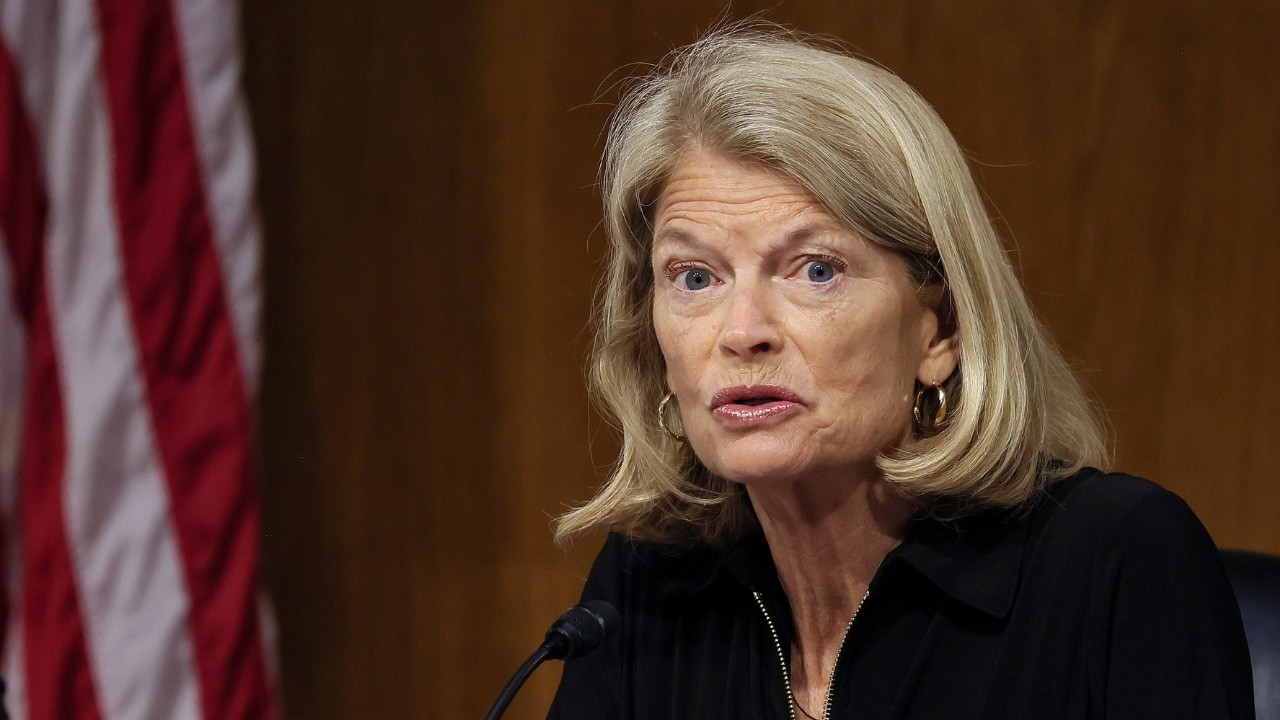 ‘UNCONSTITUTIONAL’: Murkowski STUNNED After Supreme Court Ruling — Dems Are Freaking Out