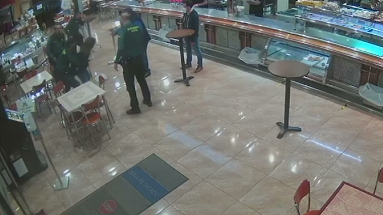 Auxiliada por la Guardia Civil de Albacete una señora que se atragantó mientras comía un bocadillo