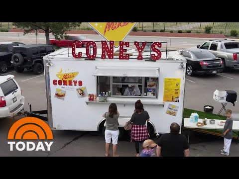 Video: Nejlepší Druhy Hot Dogů V Americe, Včetně Chicaga, New Yorku A Coney Islandu