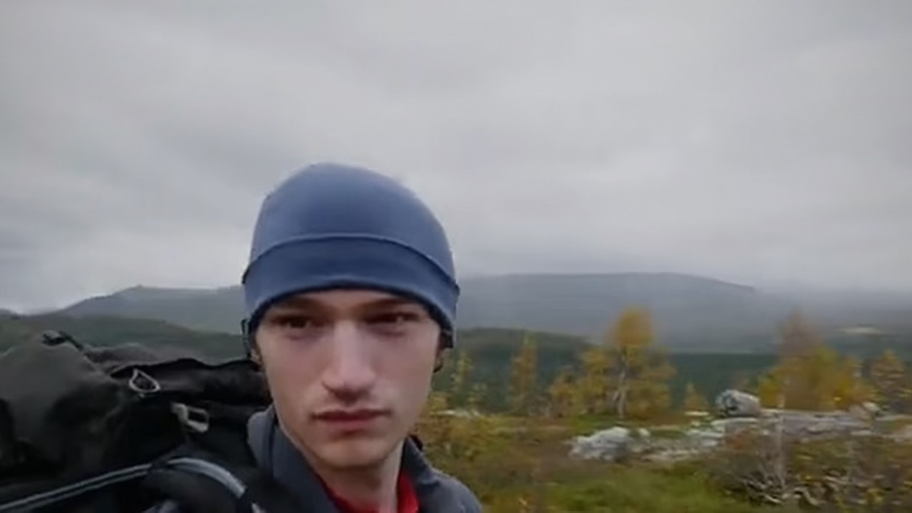 4 Youtuber Bị Đăng Xuất Khi Đi Quay Video