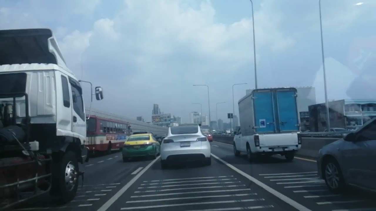 ทางพิเศษ​เฉลิม​มหานคร​ (พระราม​ 4​-บางนา)​