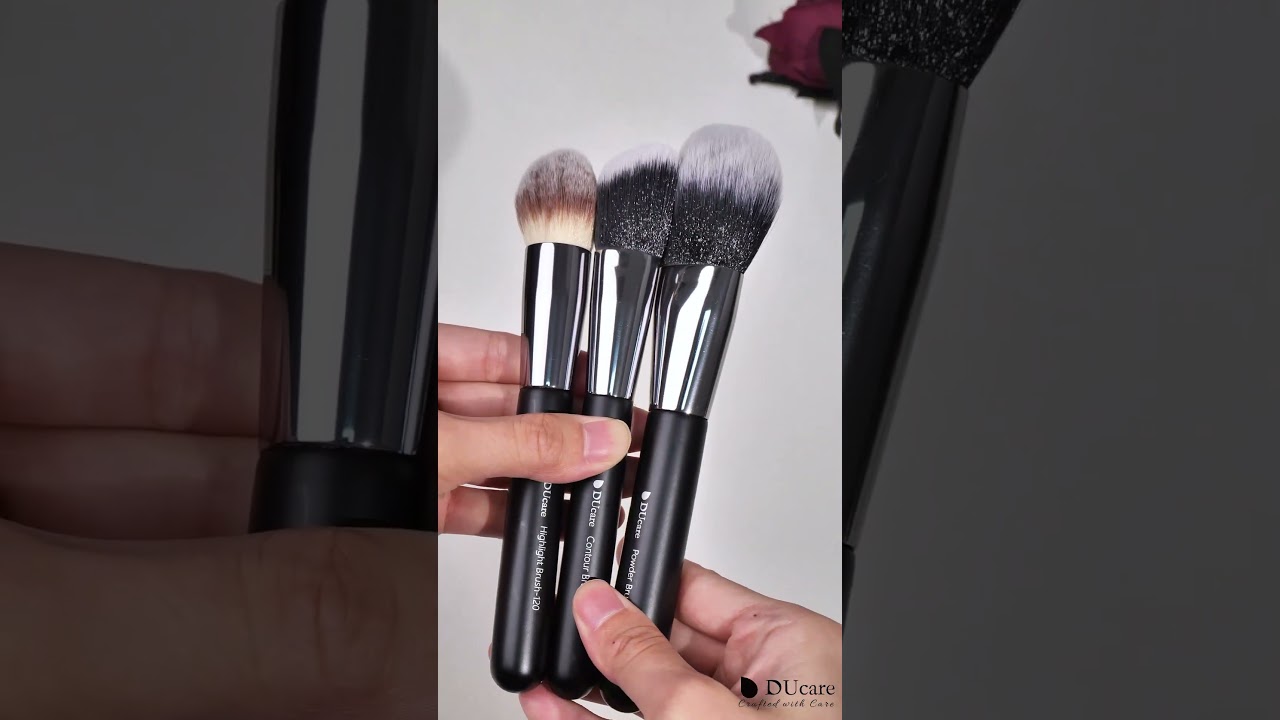 Panda Luxury Pro Artistry 31-Piece Face & Eye Brush Set丨DUcare Beauty
