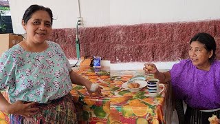 Doña Doris Le Ofrece almuerzo a Doña Catarina Ella Prefirió pan y café