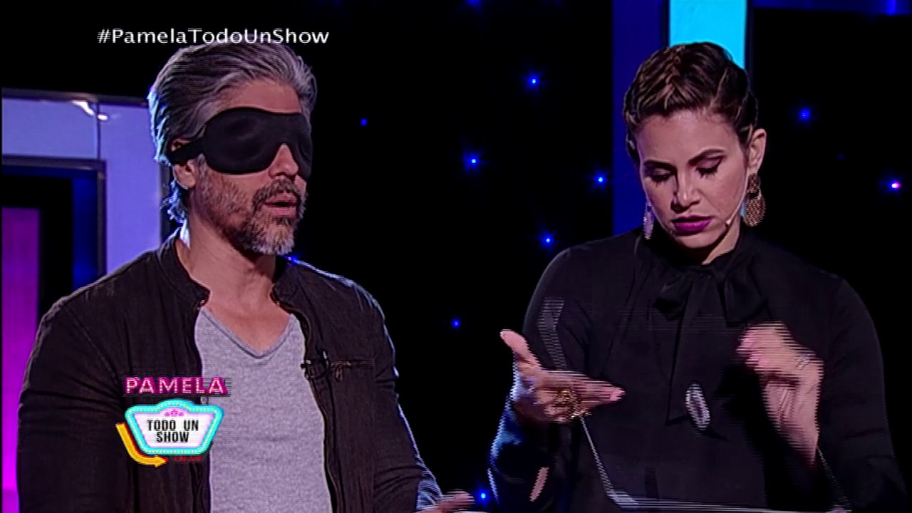 Panky y Pamela se enfrentan a animales extraños en Pamela Todo Un Show camera iphone 8 plus apk