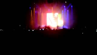 New Order playing Bizarre Love Triangle (Sonar&#39;2012)