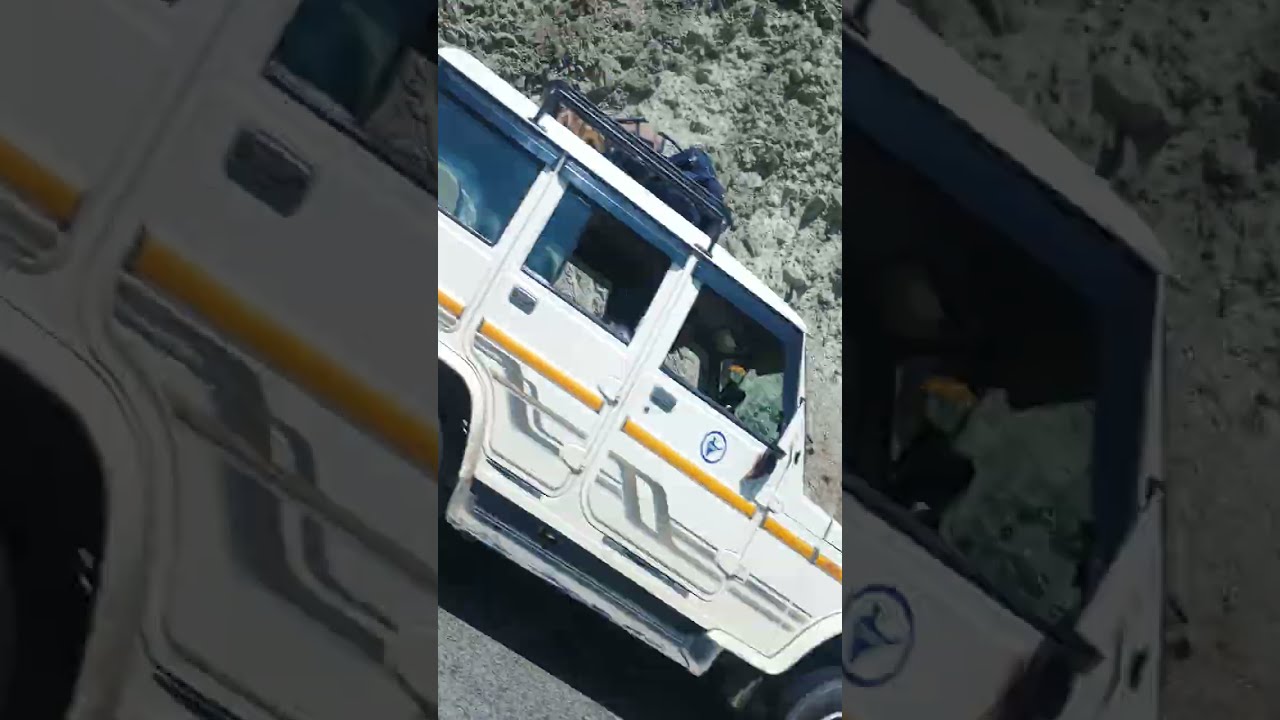 सुंदरता #nature मेरा पहाड़ अपना गांव #lifeisbutadream #whatsappstatus 🥰🥰❤️❤️