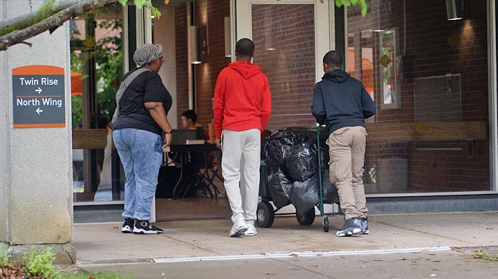 'We're going to have a great semester': Move-in day at Buffalo State University