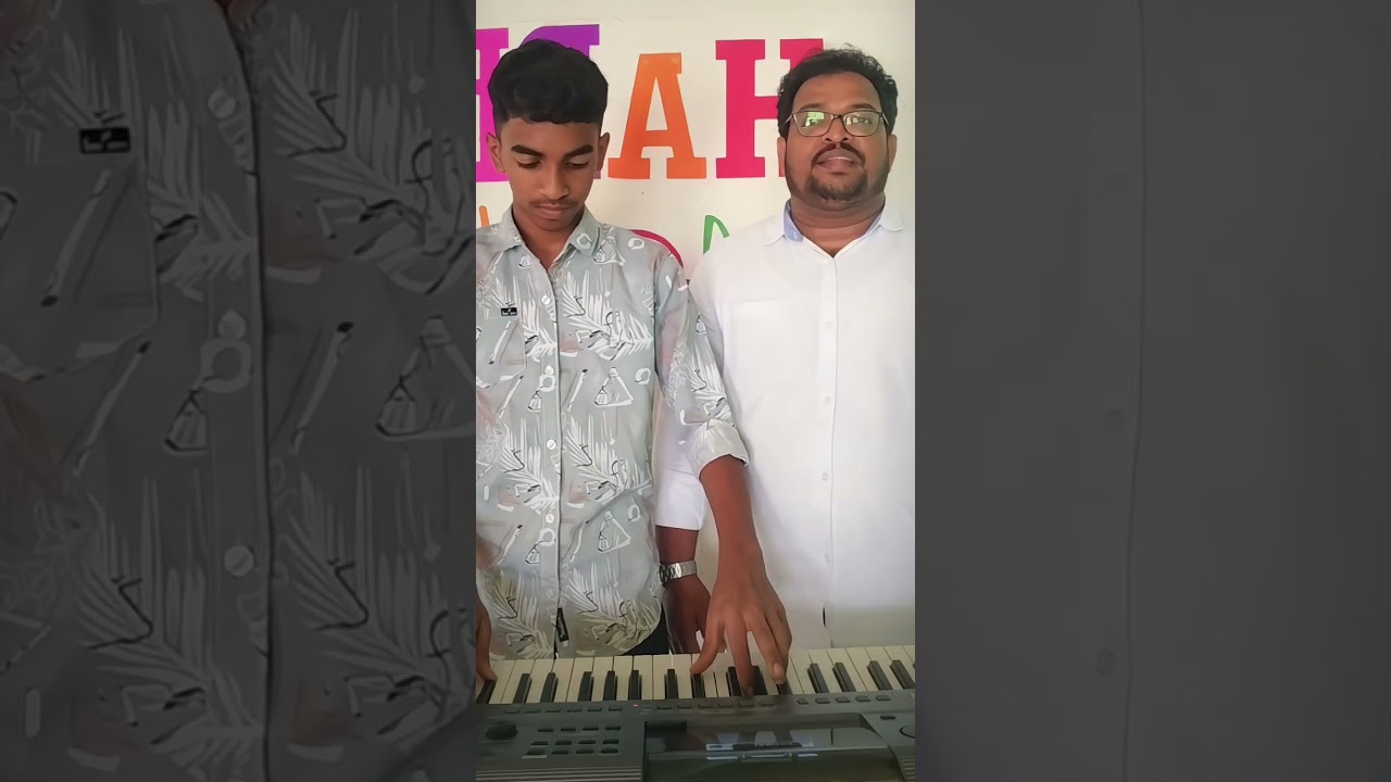 ഞാനും എന്റെ മോൻ പ്രത്യാശും  ഒരു മ്യൂസിക് കിബോർഡ് പ്രാക്ടീസ് 🥰