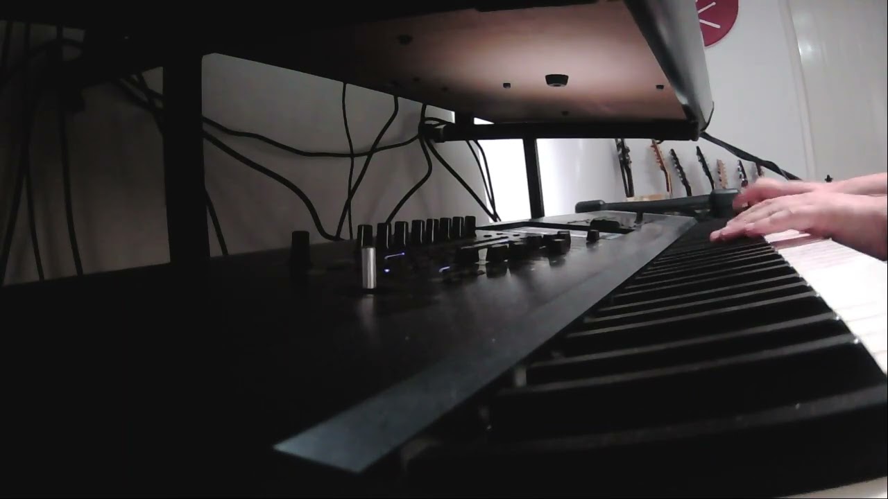 Blur - Charmless Man (Yamaha grand piano lounge jam on Korg Kronos - first take)