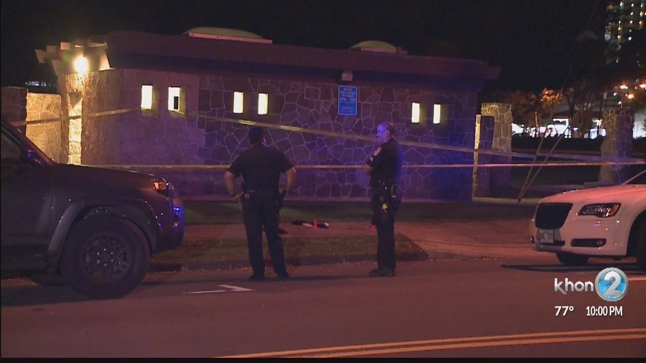 Honolulu police searching for stabbing suspect - YouTube