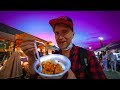 I Found a HUGE STREET FOOD Night Market in Bangkok / ฝรั่งกินอาหารไทย / Thailand 2020