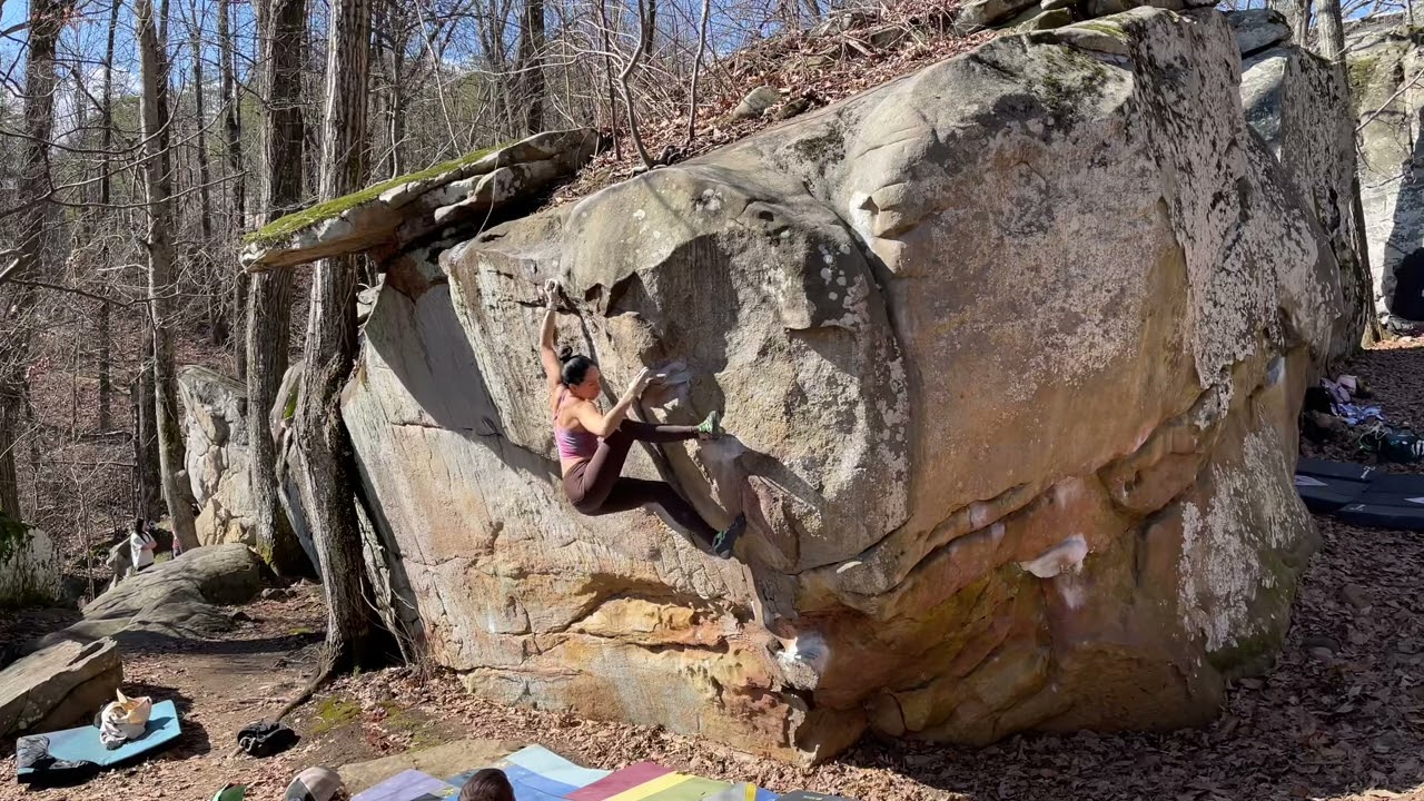 Genghis Khan V5 at Stone Fort Bouldering -  Chattanooga, TN