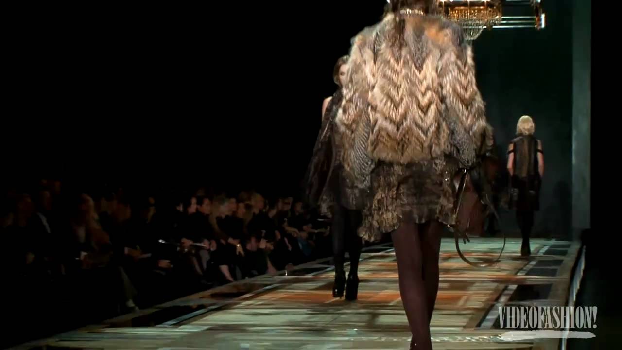 Roberto Cavalli AW 2011 - Videofashion