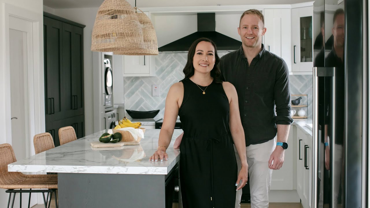 Naomi & Brian's Two-Tone Kitchen with a Coastal Charm