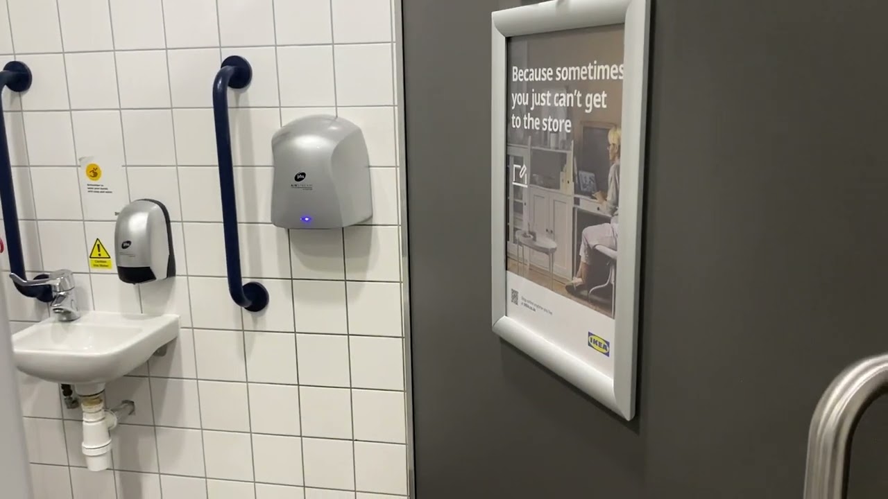 (Replacements) PHS Airstream Vitesses at IKEA Nottingham 🚹 (Restaurant) and ♿️🚹 (Restaurant)