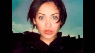 Watch Natalie Imbruglia Intuition video