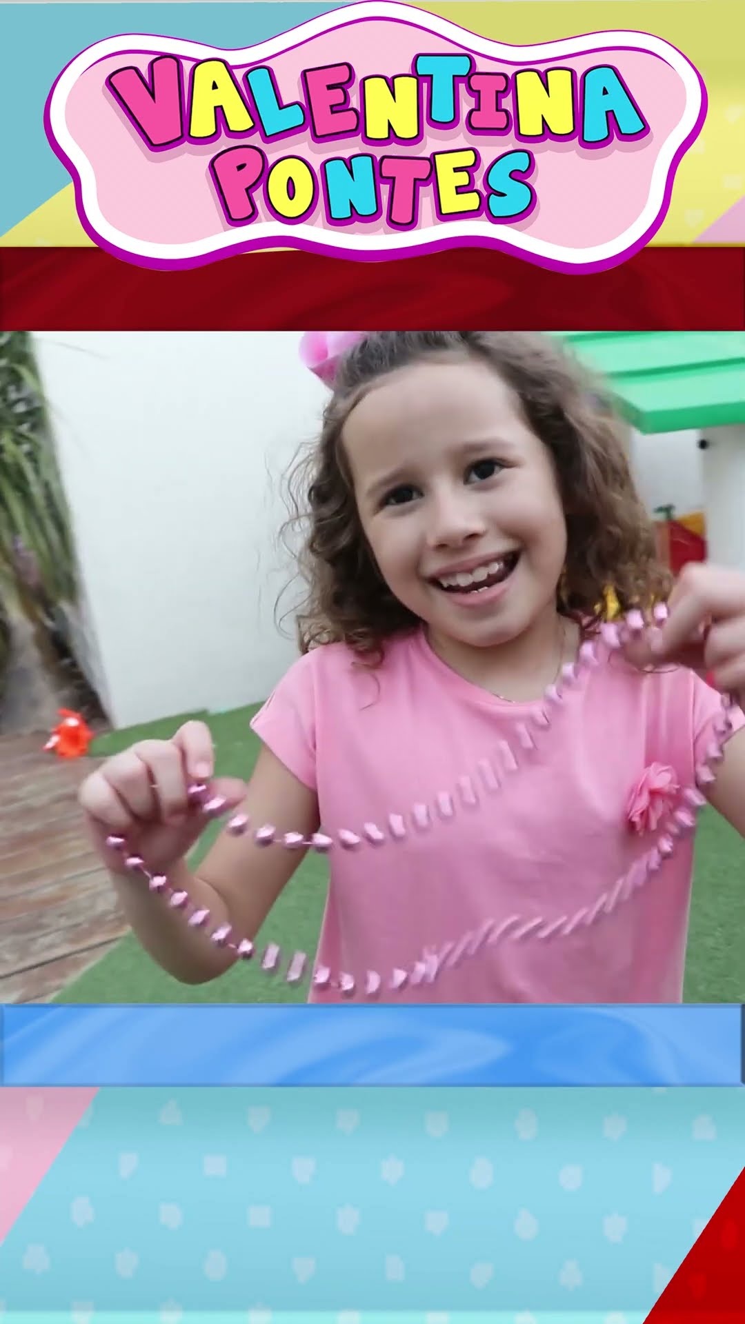 Valentina pretend play mermaid